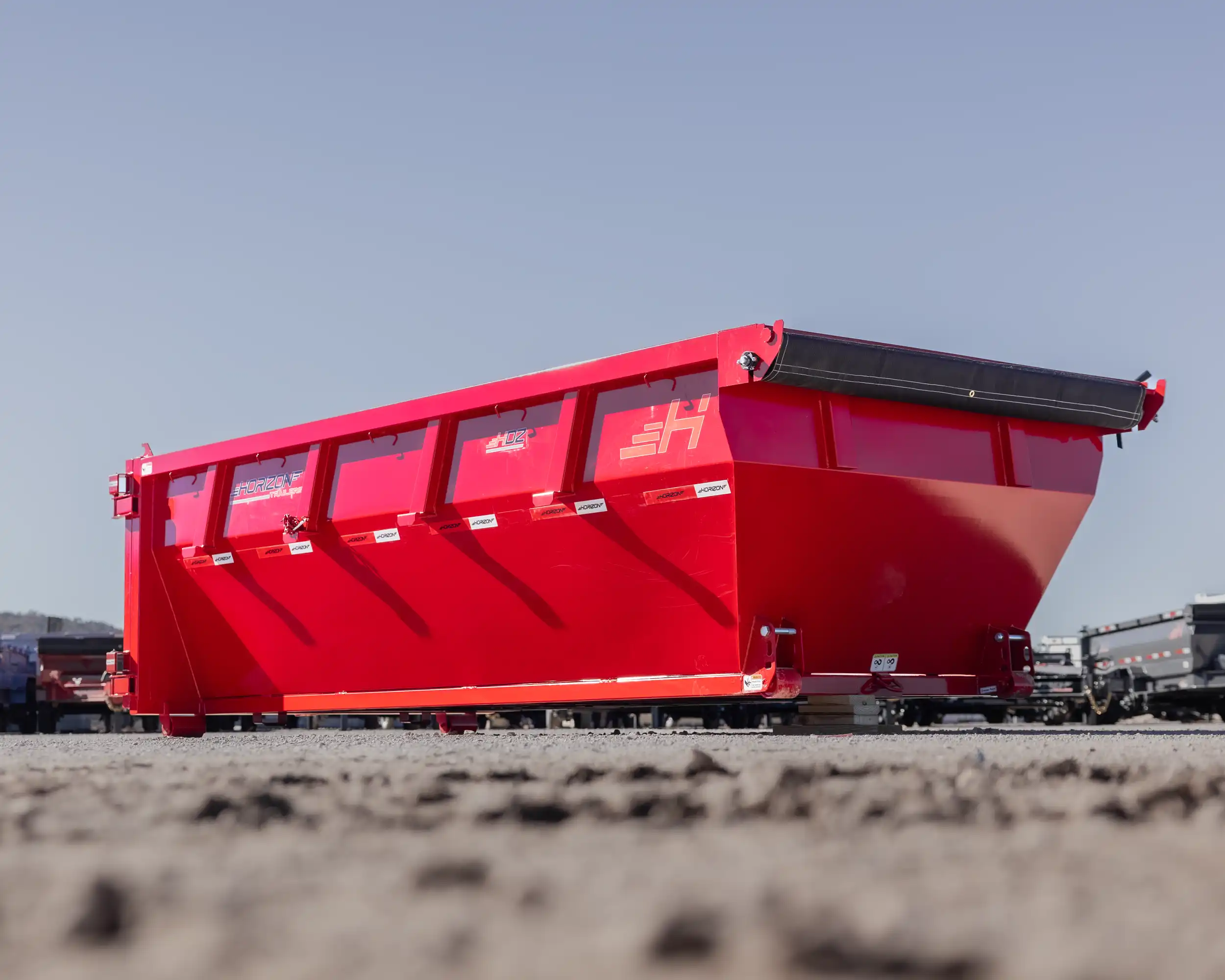 horizon trailers img